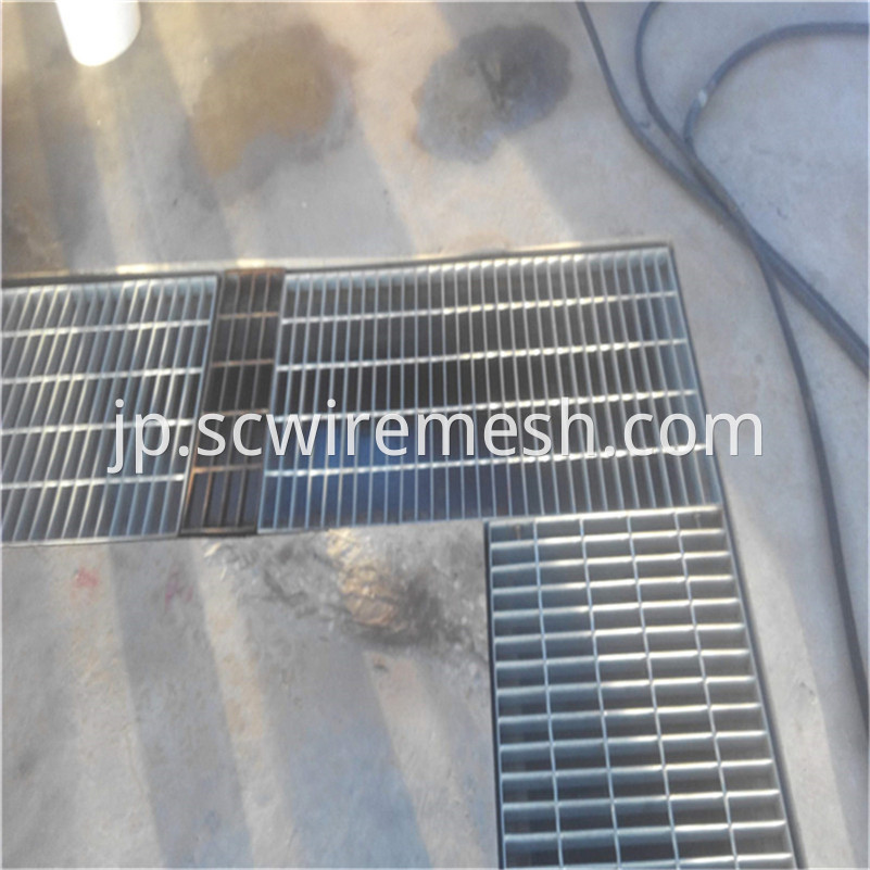 trench cover grating